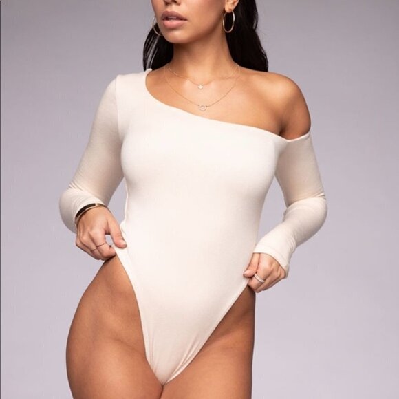 RE Ona Beige BNWOT Womens One Shoulder Bodysuit - Picture 8 of 8